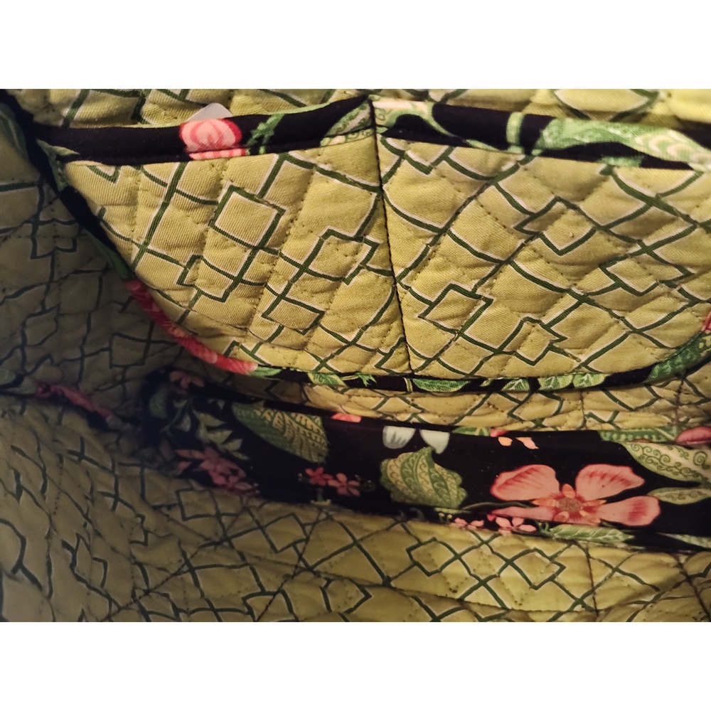 VERA BRADLEY Botanica Floral Retired Pattern Shoulder Bag Very Nice - Picture 7 of 7